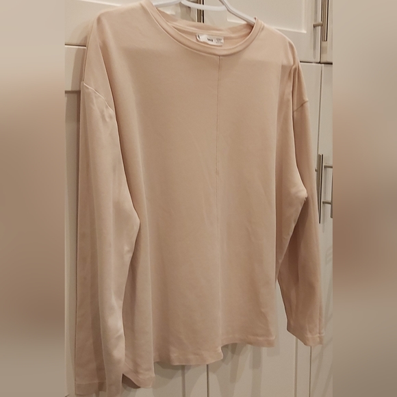Mango blush colored pull-over top - Picture 1 of 4